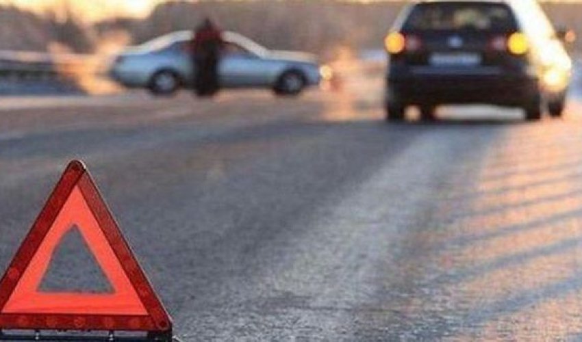 Qəbələdə ağır qəza: FHN sıxılı vəziyyətdə qalan iki nəfəri avtomobildən çıxardı Qəbələdə ağır qəza: FHN sıxılı vəziyyətdə qalan iki nəfəri avtomobildən çıxardı