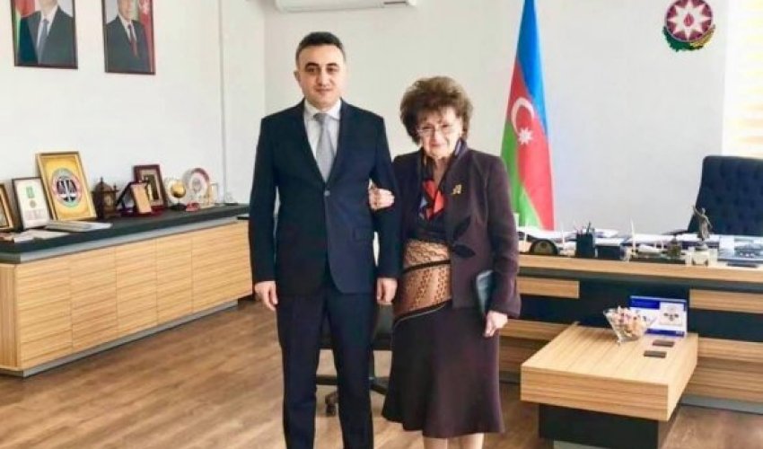 Адвокаты поздравили Теймура Раджабова и его уважаемую бабушку