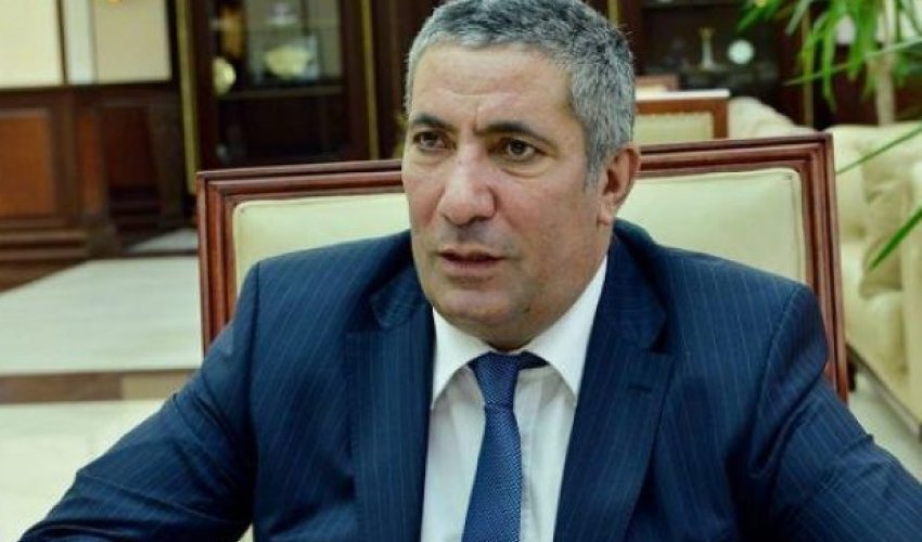 Siyavuş Novruzovdan “vedrə söhbəti”nə REAKSİYA