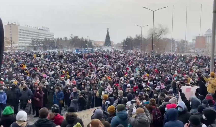 Rusiyada 200 nəfər saxlanıldı - VİDEO Rusiyada 200 nəfər saxlanıldı - VİDEO