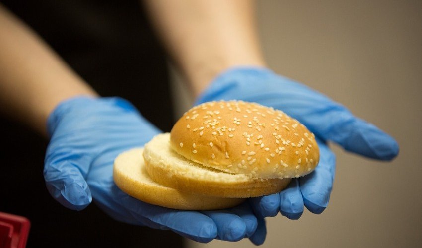 Azərbaycandakı “McDonalds”lar üçün çörək Gürcüstandan gətiriləcək Azərbaycandakı “McDonalds”lar üçün çörək Gürcüstandan gətiriləcək