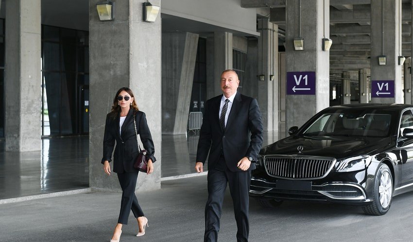 İlham Əliyev və xanımı açılışda iştirak etdi İlham Əliyev və xanımı açılışda iştirak etdi