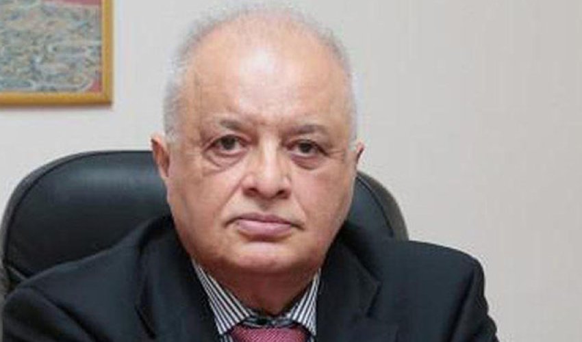 Prezident Timuçin Əfəndiyevi işdən çıxardı Prezident Timuçin Əfəndiyevi işdən çıxardı