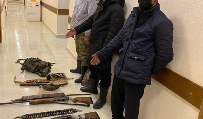 Şamaxı sakinlərindən üç tüfəng götürülüb Şamaxı sakinlərindən üç tüfəng götürülüb