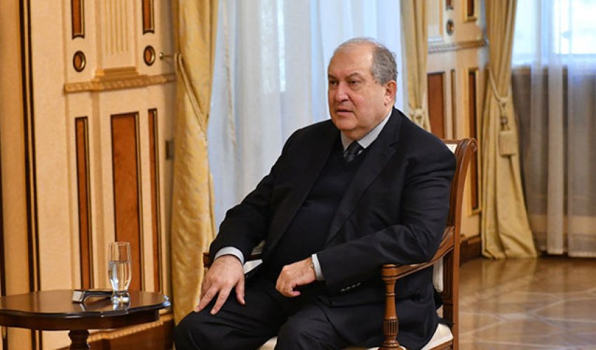 Ermənistan prezidenti Qasparyanla görüşdü