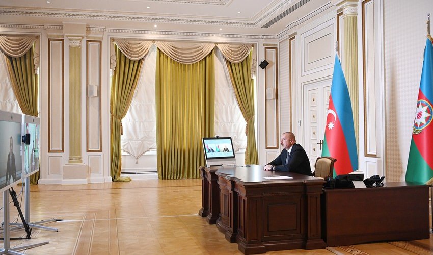 İlham Əliyev Zaur Mikayılovu qəbul edib İlham Əliyev Zaur Mikayılovu qəbul edib