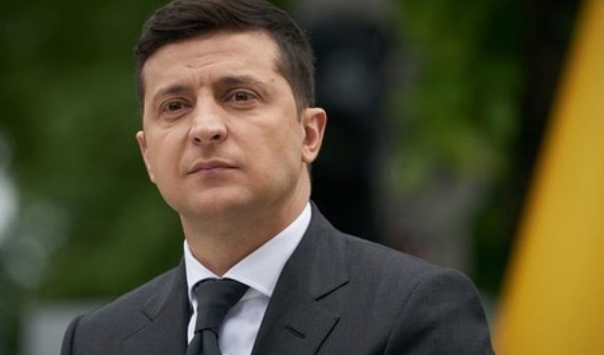 Zelenski altı səfiri geri çağırdı Zelenski altı səfiri geri çağırdı