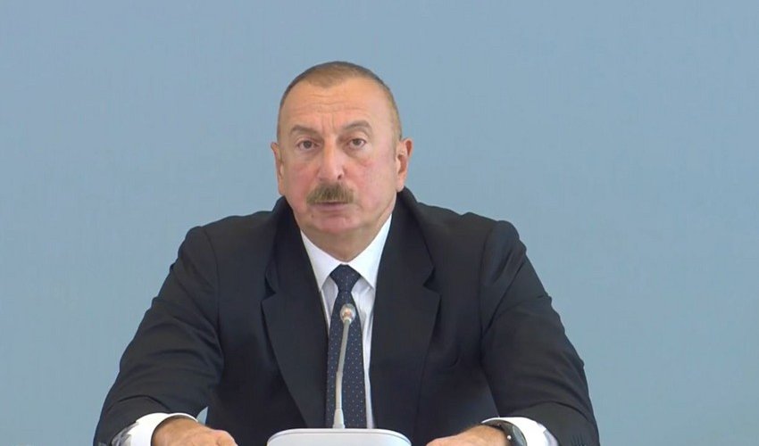 Президент: Армянская армия уничтожена, ее не существует Президент: Армянская армия уничтожена, ее не существует