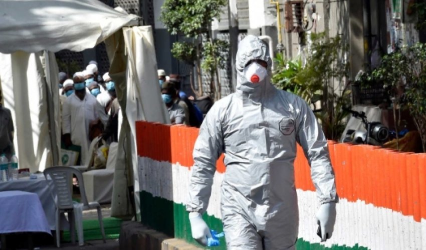 Hindistanda günlük yoluxma dünya rekordu səviyyəsinə qalxdı Hindistanda günlük yoluxma dünya rekordu səviyyəsinə qalxdı