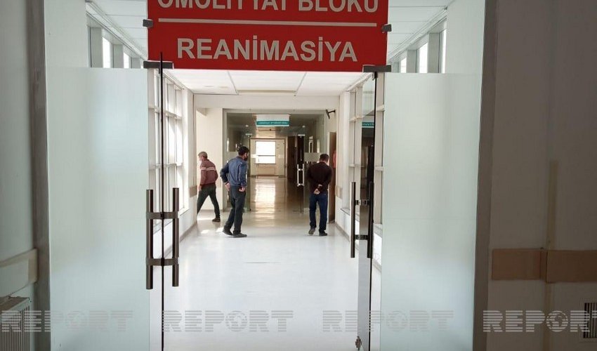 Пытавшегося покончить с собой жителя Балакена привезли в Баку Пытавшегося покончить с собой жителя Балакена привезли в Баку