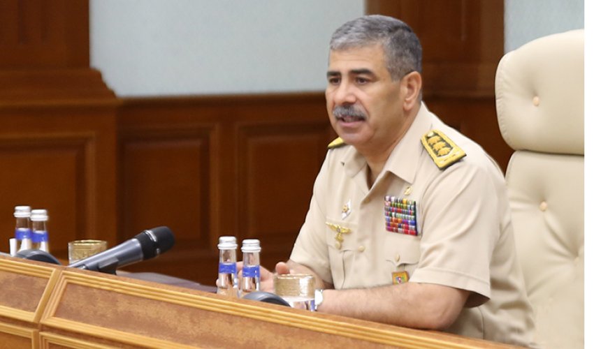 Zakir Həsənov xidməti müşavirə keçirdi