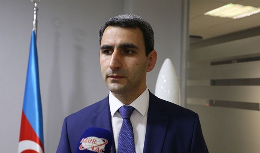 Nazir müavini çalışdığı qurumda qardaşına yüksək vəzifə verib