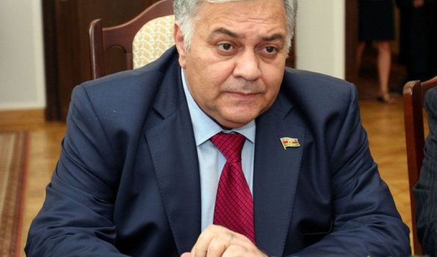 Mərkəzi Bank Oqtay Əsədovun qardaşının şirkətini məhkəməyə verdi Mərkəzi Bank Oqtay Əsədovun qardaşının şirkətini məhkəməyə verdi