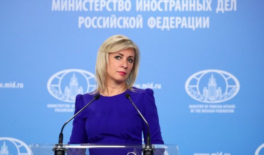 Захарова ответила Зеленскому: кидаешь камни и уезжаешь в Европу Захарова ответила Зеленскому: кидаешь камни и уезжаешь в Европу