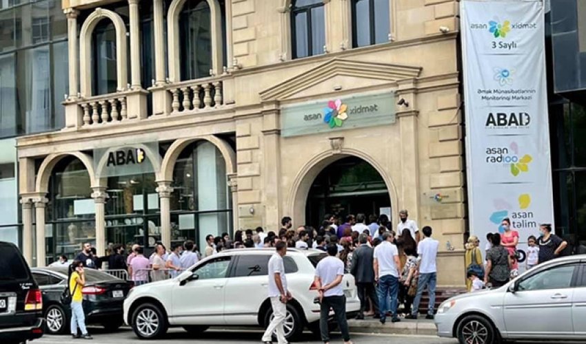 “ASAN xidmət”dəki uzun növbələrlə bağlı açıqlama “ASAN xidmət”dəki uzun növbələrlə bağlı açıqlama