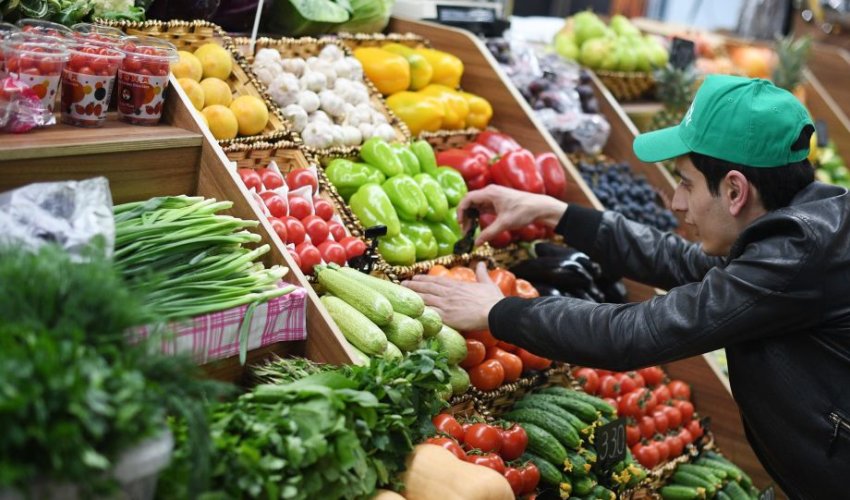 Ölkəyə idxal olunan məhsullar yerli bazardakı qiymətlərə necə təsir edir? - RƏSMİ Ölkəyə idxal olunan məhsullar yerli bazardakı qiymətlərə necə təsir edir? - RƏSMİ