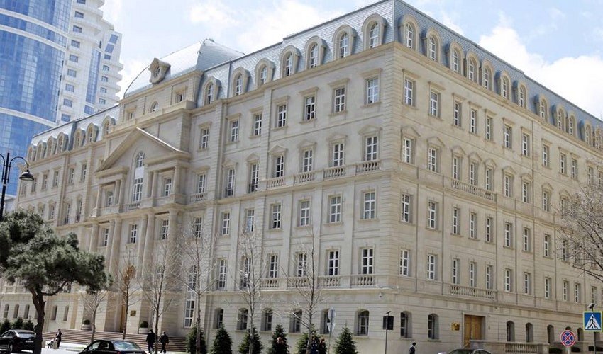 Azerbaijani ministry talks on financing projects in territories liberated from occupation