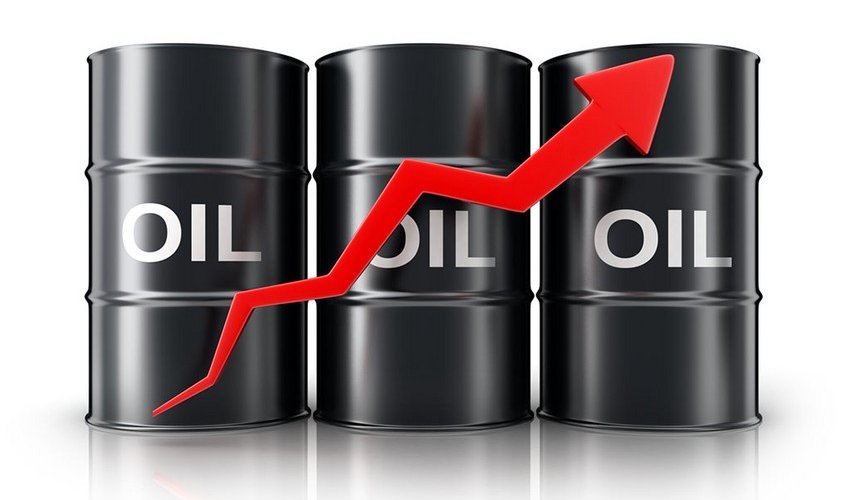 Azeri Light oil price slightly up