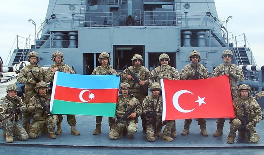 Azerbaijani, Turkish underwater offence, defense groups accomplish next stage of joint exercises