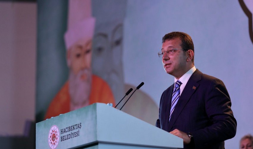 Istanbul mayor congratulates Azerbaijanis on Restoration of Independence Day