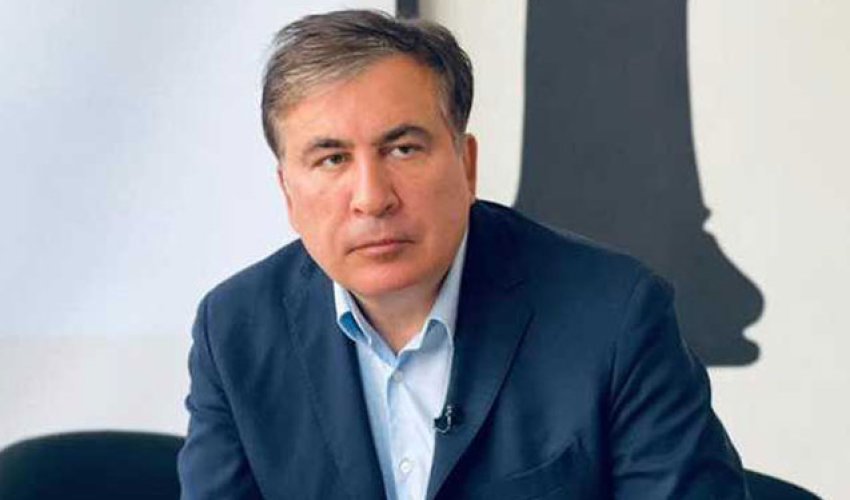 Saakaşvili aclıq aksiyasını dayandırmaq qərarına gəldi