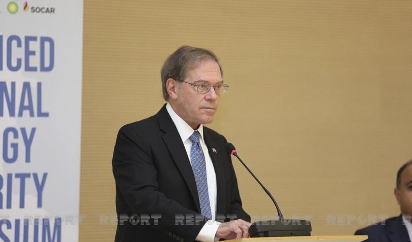 Посол США: Надеемся, что встреча лидеров Азербайджана и Армении станет шагом вперед Посол США: Надеемся, что встреча лидеров Азербайджана и Армении станет шагом вперед