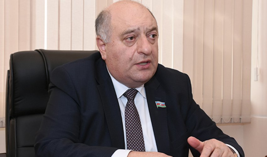 Prezident deputat Musa Quliyevlə bağlı SƏRƏNCAM imzaladı