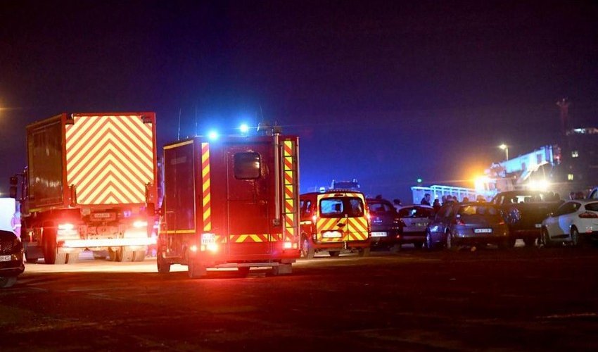 Boat crash off coast of France kills 31 Boat crash off coast of France kills 31