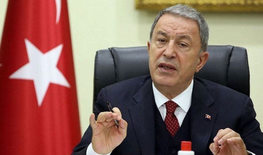 Hulusi Akar Elçin Quliyevə və Zakir Həsənova başsağlığı verdi Hulusi Akar Elçin Quliyevə və Zakir Həsənova başsağlığı verdi