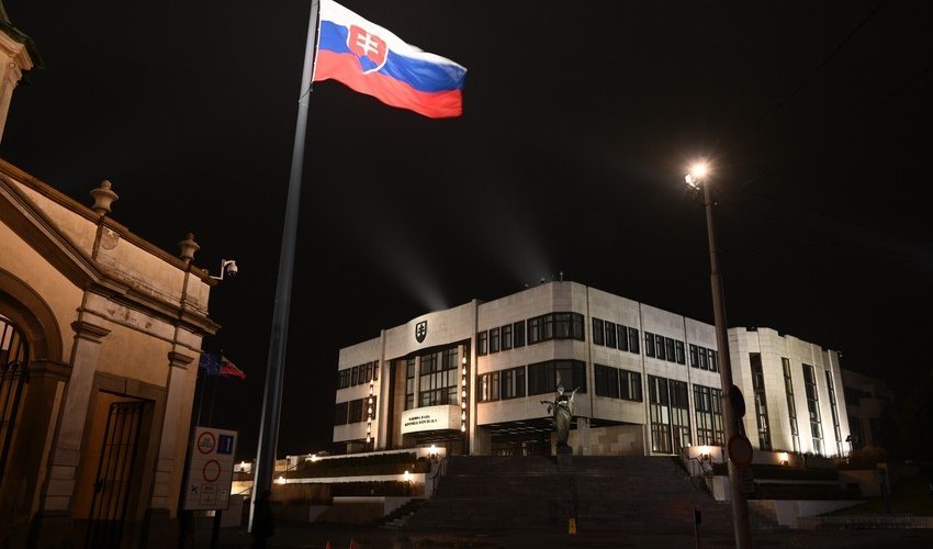 Slovakian Embassy expresses condolences to Azerbaijan Slovakian Embassy expresses condolences to Azerbaijan
