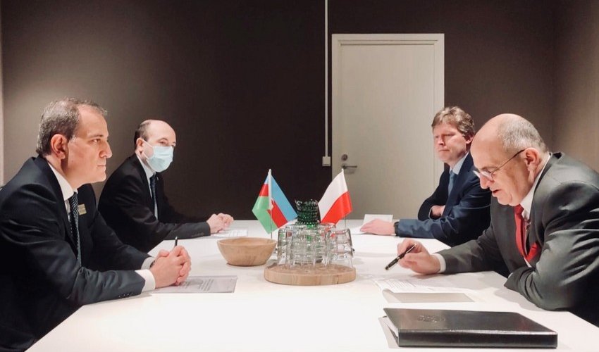 Azerbaijani, Polish foreign ministers discuss priorities Azerbaijani, Polish foreign ministers discuss priorities