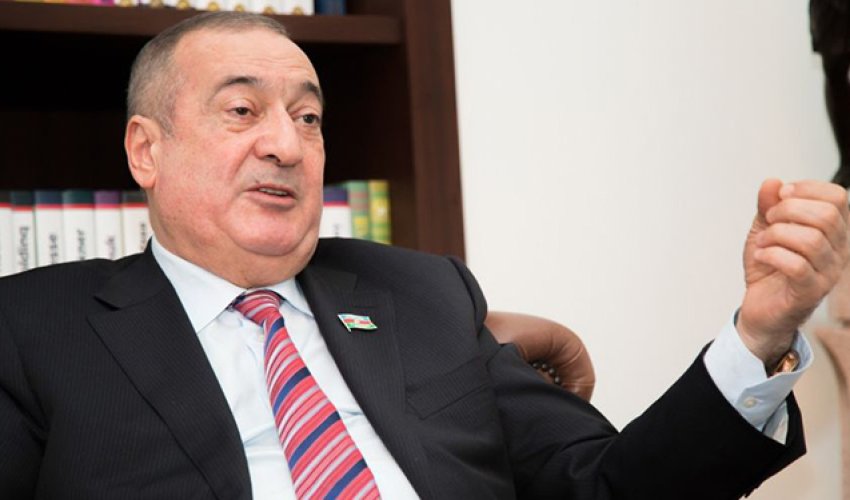 Deputat: “Lazım olmadığı halda 2-3 çörək alırlar, amma istifadə etmirlər”