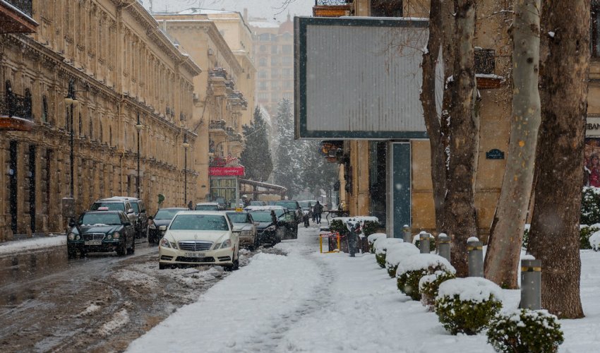 Low temperature, snow expected in Baku