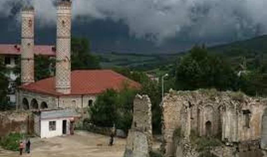Vətəndaşlar Qarbağa ildə bir dəfə səfər edə biləcək Vətəndaşlar Qarbağa ildə bir dəfə səfər edə biləcək