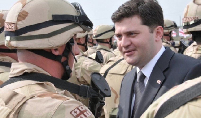 В Грузии на свободу выходит экс-министр обороны – сторонник Саакашвили