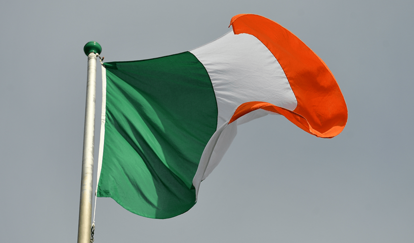 Irish PM calls on citizens to refrain from visiting Ukraine Irish PM calls on citizens to refrain from visiting Ukraine