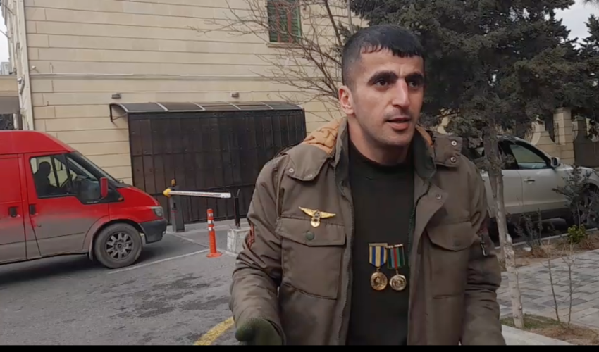 Qazi etiraz aksiyası edir- CANLI