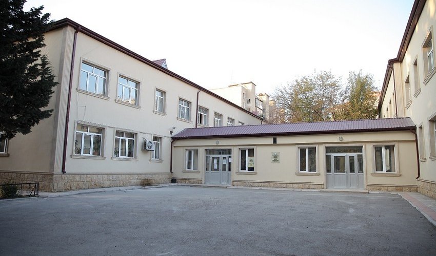 Two Baku schools reopen after quarantine