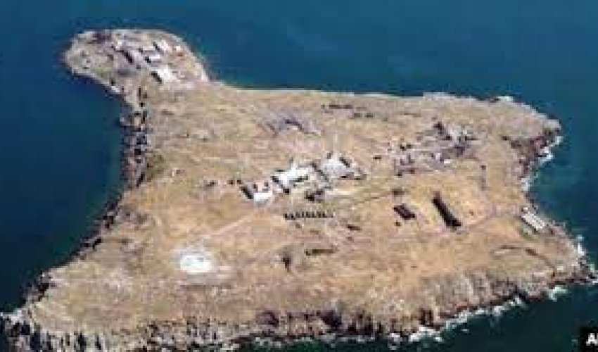 Rusiya İlan adasında 82 Ukrayna əsgərinin təslim  olduğunu bildirir