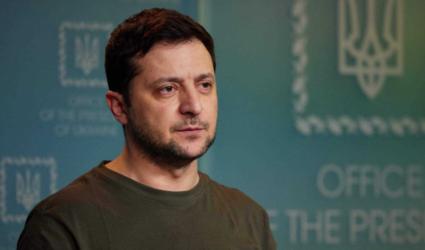 Ukrayna prezidenti qəhrəmanları  təltif etdi