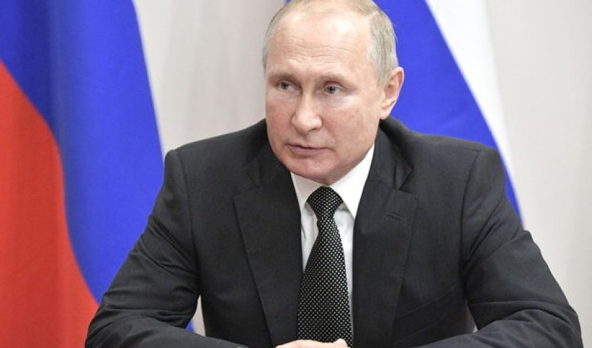 “Daily Mail”: Putin beyin pozğunluğundan əziyyət çəkir