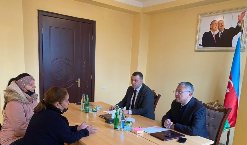 Dövlət Komitəsinin sədri Goranboyda vətəndaşları qəbul edib