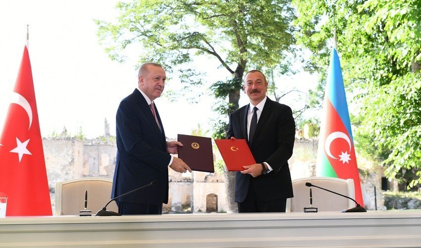 Erdogan signs resolution approving Shusha Declaration Erdogan signs resolution approving Shusha Declaration