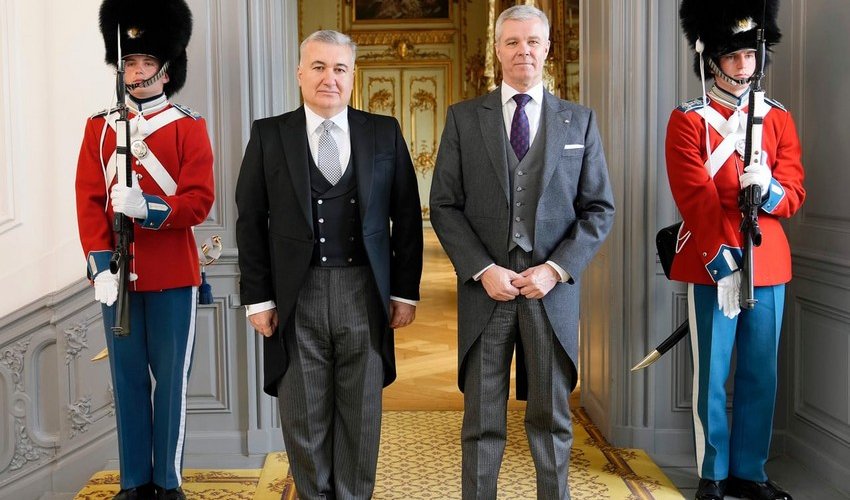 Azerbaijani Ambassador presents his credentials to Queen of Denmark Azerbaijani Ambassador presents his credentials to Queen of Denmark