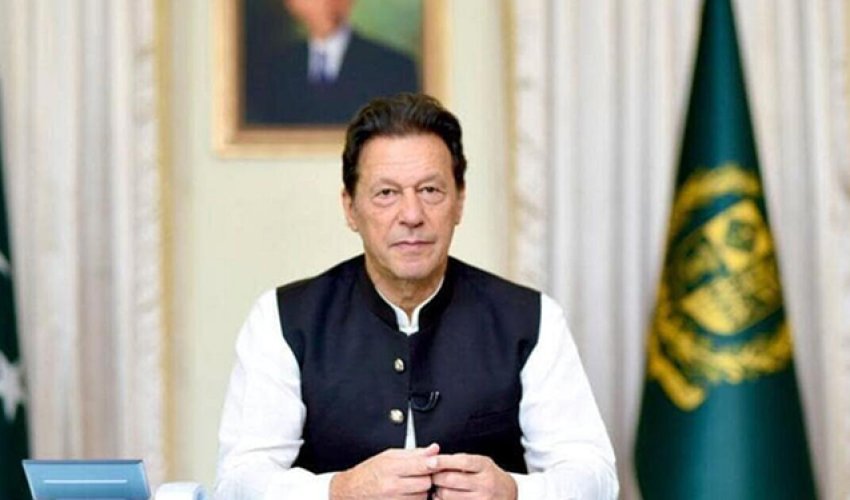 İmran Xan vəzifədən kənarlaşdırılıb