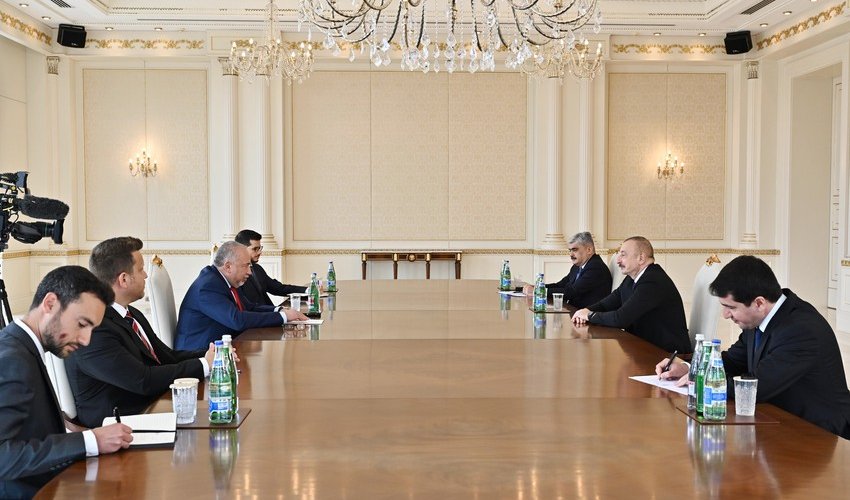 Prezident İlham Əliyev İsrailin maliyyə nazirini qəbul edib