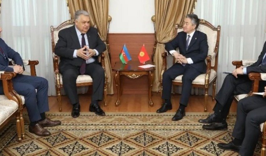 Qırğızıstanın XİN başçısı Azərbaycan səfiri ilə görüşdü