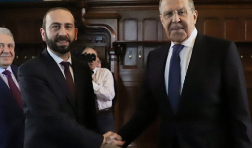 Лавров и Мирзоян обсудили мирный договор между Азербайджаном и Арменией Лавров и Мирзоян обсудили мирный договор между Азербайджаном и Арменией