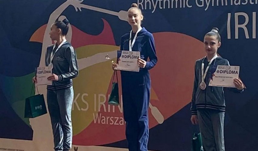 Bədii gimnastlarımız Polşada iki medal qazandı