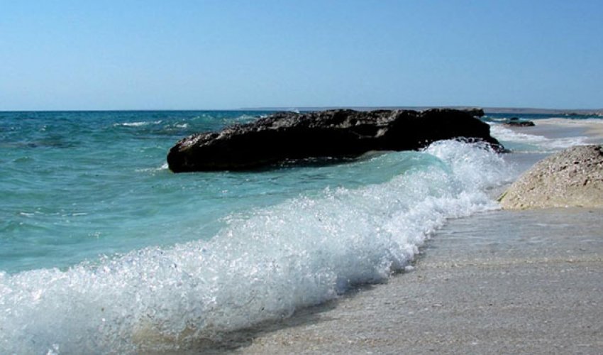 Xəzərdə üzən bütün gəmilərə xəbərdarlıq edildi